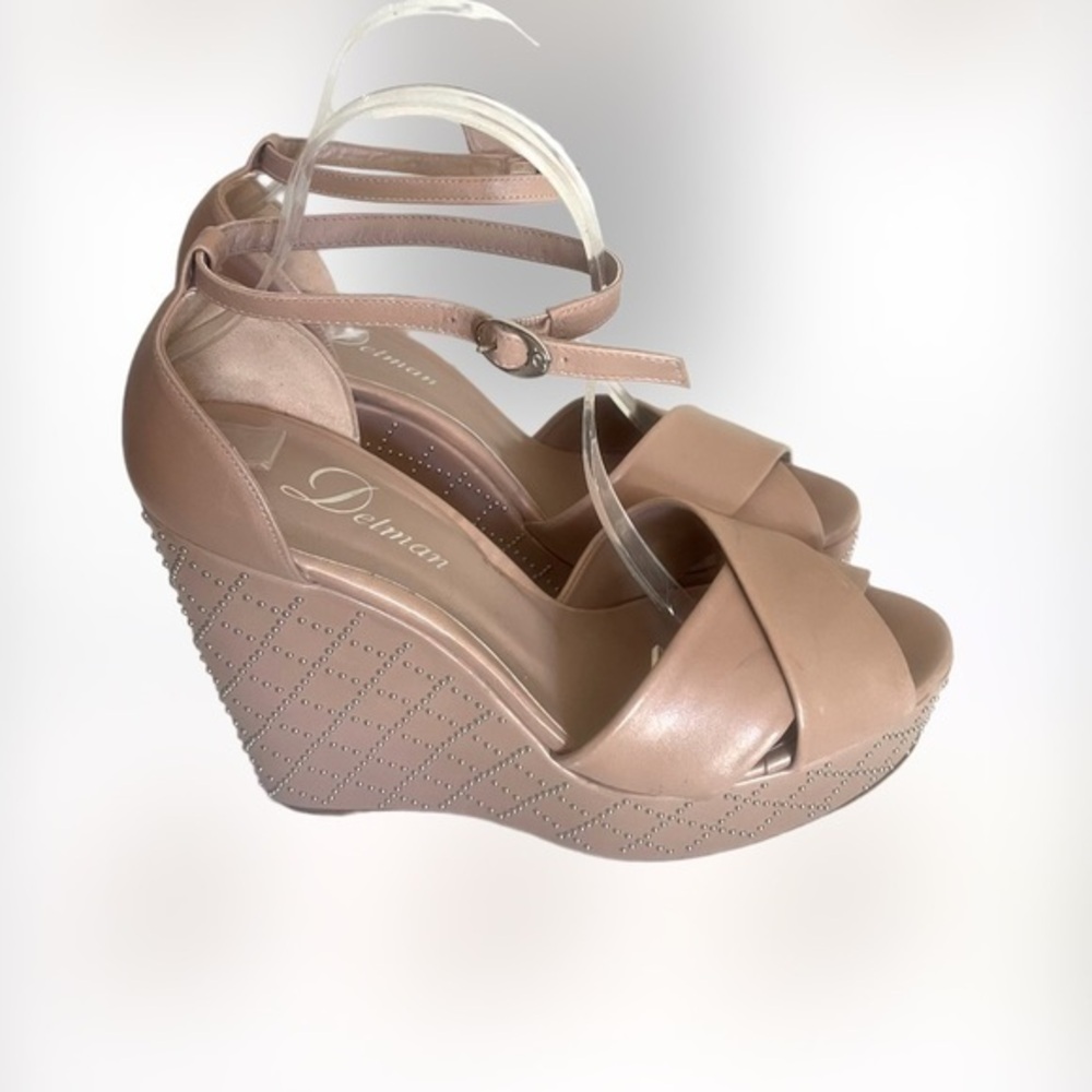 DELMAN taupe open toe studded leather platform wedge sandal size 10